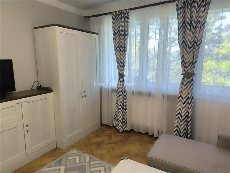 Apartament 2 Camere Renovat Recent Tudor Zona Foarte Linistita - 4