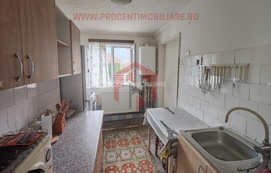 EXCLUSIVITATE! Casa de vanzare, 2 camere - situata in Centrul Istoric ! - 6