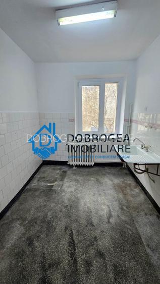 ZONA ULTRCENTRALA -2  CAMERE DECOMANDAT, ETAJ 3 - 3