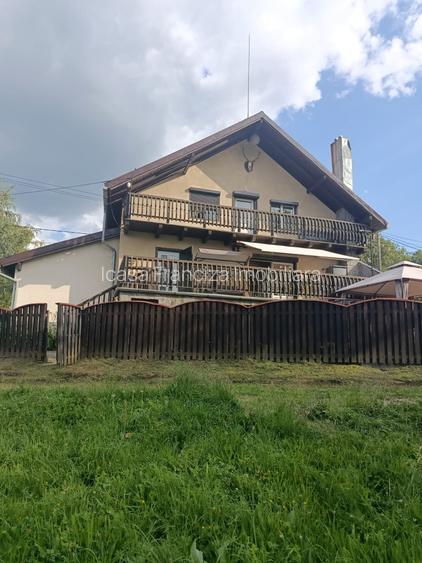 Vilă spectaculoasă de vânzare în Moeciu de Sus | Vedere panoramică. - 33