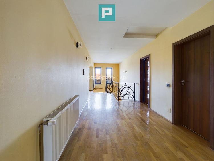 Vilă spațioasă cu 8 camere, Grădiște - 22