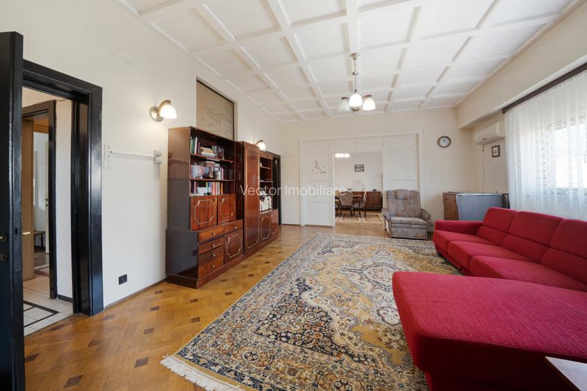 Reședință 173mp*Etaj 2/2 in vilă interbelică*5 camere-3 bai*Credit ipotecar - 3