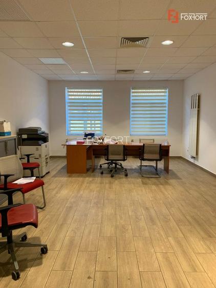 Spatiu comercial cu 12 incaperi si suprafata de 630 mp, zona Mircea cel Batran - 2