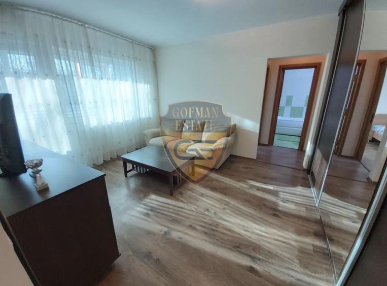 2 camere, City Park Mall Tabacarie etaj 4/4, balcon, parcare, centrala gaz A/C