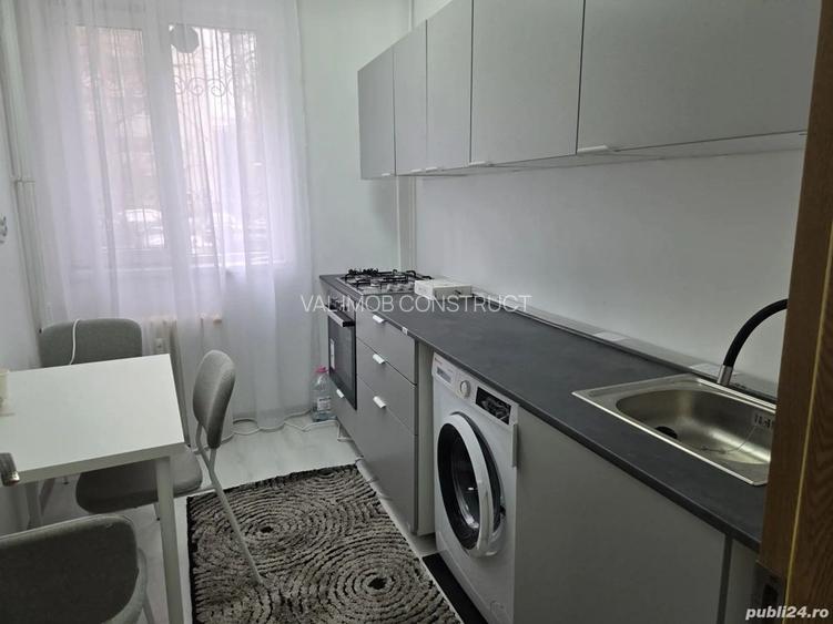 Vanzare Apartament 2  Camere Tineretului - 3