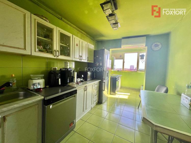 Apartament 4 camere de vanzare, zona Olimpia Stadion - 3