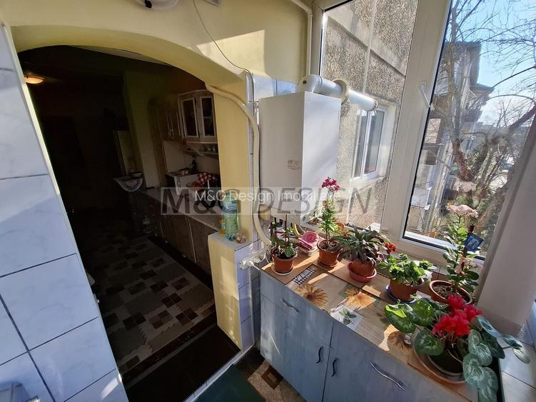 Aradului, 2 camere decomandate, et 3, centrala proprie - 6