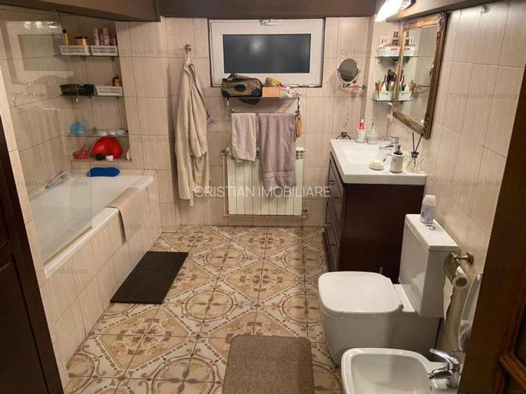 Vila  + Spatiu Comercial sos Buzaului 980mp construiti, teren 1526mp - 8