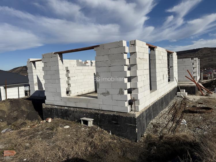 Casa pe un singur nivel în Chinteni, zonă liniștită , 121mpu ,teren 487mp - 14