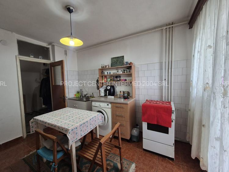 Apartament 2 camere Calea București, U-uri, vav Ramada, bloc construit 1992 - 6