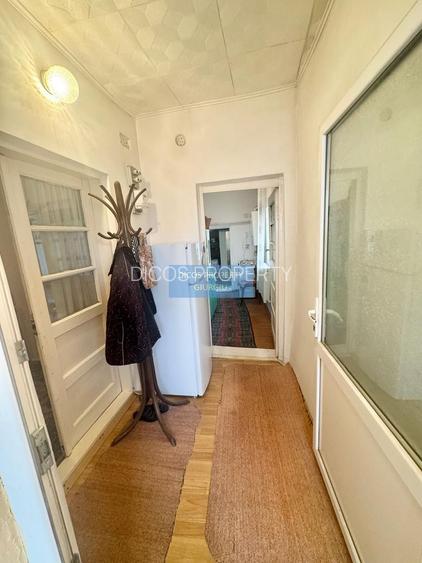 Casă de vânzare – Strada Mugurilor - 6