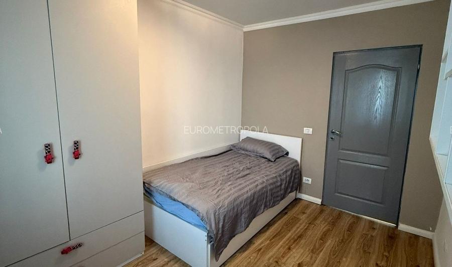 Apartament 3 camere cu terasa mare si vedere la parcul  Tei - 5