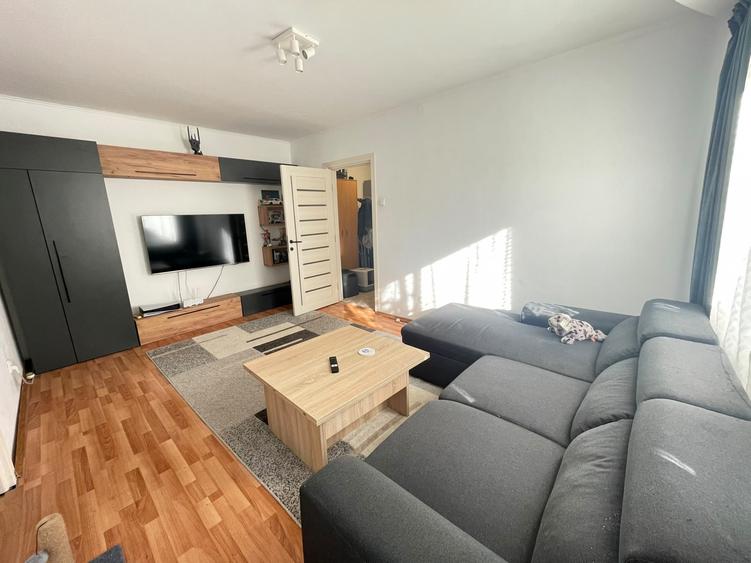 Apartament 3 camere-Podu Ros-etaj intermediar-Palas Mall