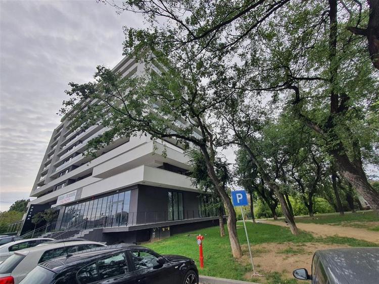 RECO apartament 3 camere cu loc de parcare privat de inchiriat, Decebal, Oradea