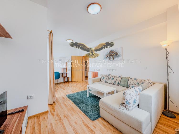 Locuință decomandata cu 2 camere| situată în Zorilor pe Viilor/UMF - 2