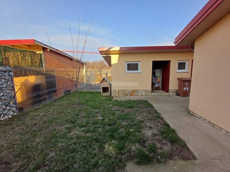 CASA CU 4 CAMERE , BECI SI GARAJ , 825MP TEREN , VOINESTI  - 16