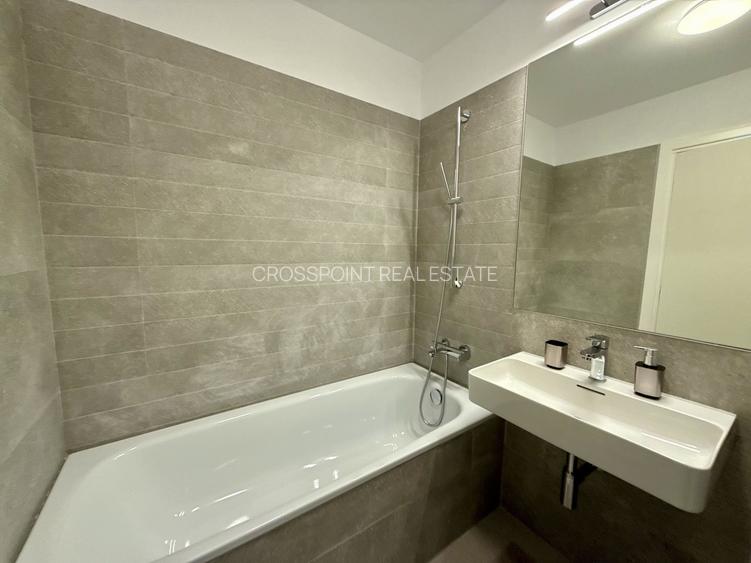 UpSite  / parcare și boxă - 7