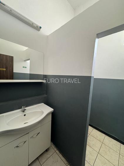 spatiu comercial  stradal 97 mp, vizibilitate , 2 intrari,  Aurel Vlaicu - 15