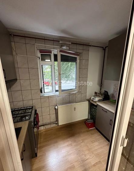 APARTAMENT MODERN 2 CAMERE BLOC 1984 REABILITAT TERMIC CRANGASI - 6