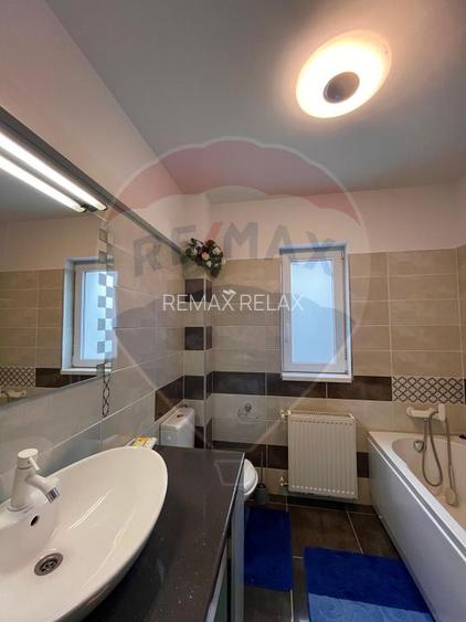 Apartament cu 3 camere de închiriat I Loc de parcare I Comision 0% I - 8