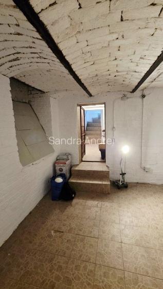 Apartament ultracentral, 3 camere în vilă interbelică, intrare separată, terasă - 10