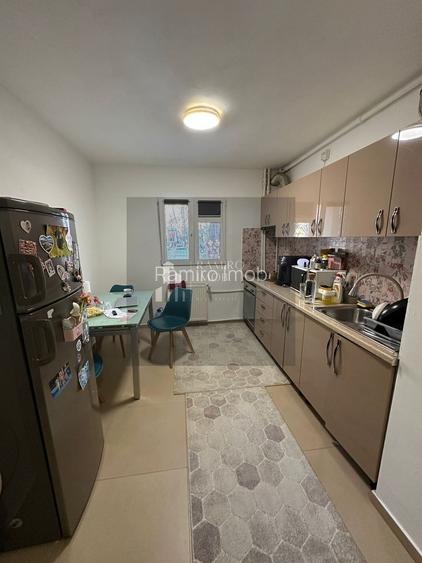 Apartament 3 camere 10 minute metrou Piata Sudului - 8