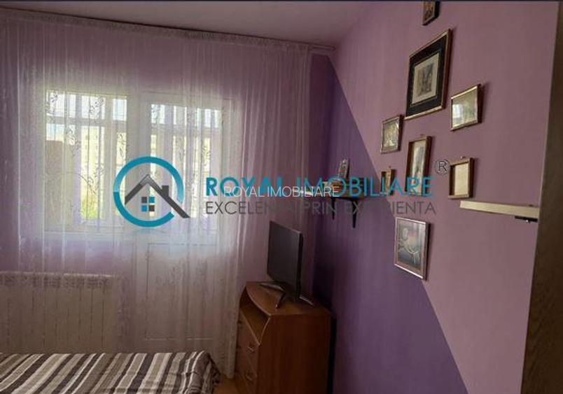 Royal Imobiliare - Vanzare apartament 4 camere zona 9 Mai - 5