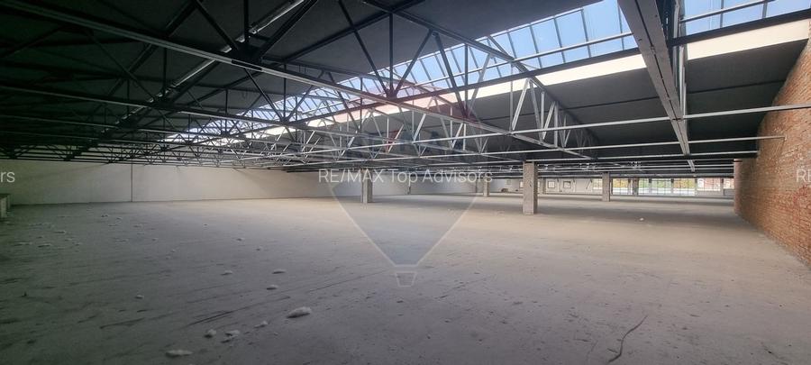DE INCHIRIAT Spațiu comercial | 3872mp | Preciziei / Militari - 18