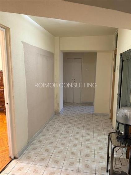 Apartament 3 camere decomandat,etajul 6/8, Mosilor - 8