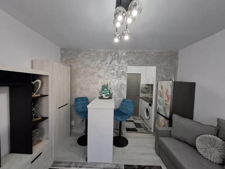 Camera de camin, etajul 2/4, zona Nicolina - 2