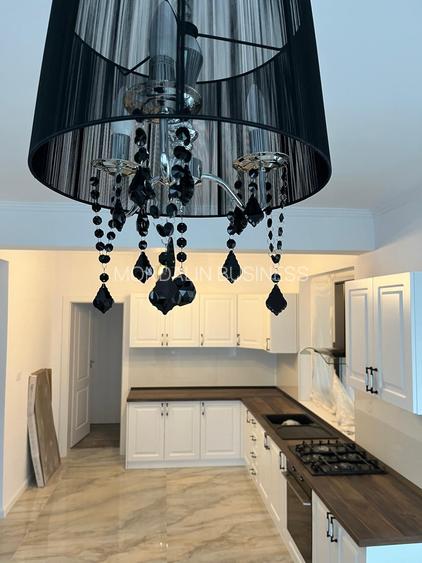 Casă cu 7 camere, 4 băi, 265 mp utili, P+M, Oradea. - 4