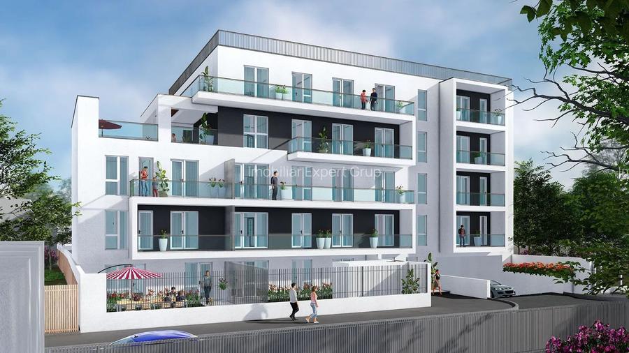 Sisesti, teren cu autorizatie de construire S + P+ 3E + 4R - 5
