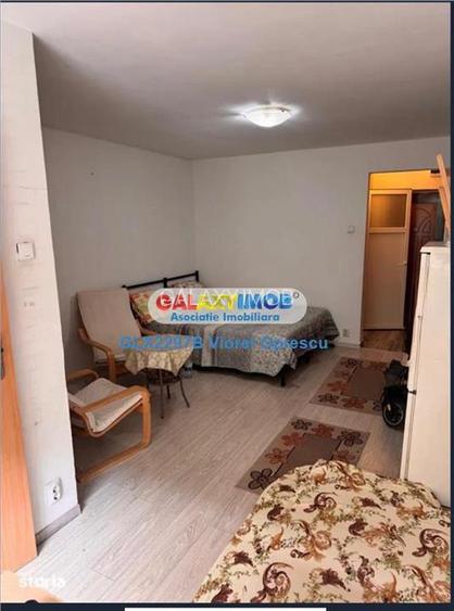 Garsoniera renovata, mobilata, bloc mixt,  Policlinica Titan, Metrou - 2