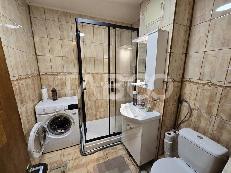 Apartament 3 camere decomandat 2 balcoane etaj 3 Central Sibiu - 7