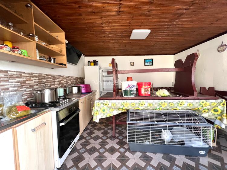 Casa Tuzla – 2 Constructii Individuale – 9 camere – 811mp teren - 28