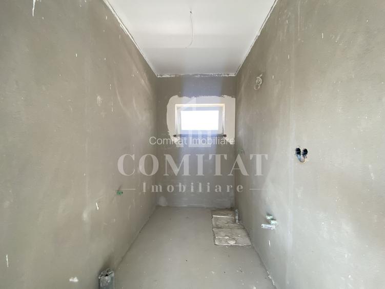 Casă de vânzare | Dispunere pe 2 niveluri | Localitatea Dezmir - 13