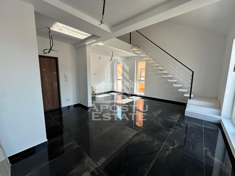 Penthouse cu scara interioara, 3 camere si 2 bai, disponibil imediat. - 3