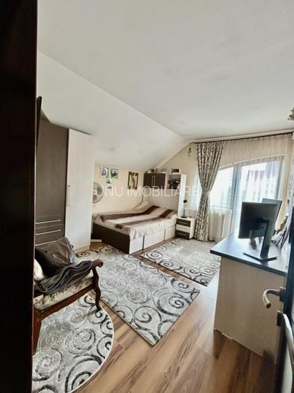 Vilă de familie 1000 mp teren, 6 camere, garaj 2 mașini, foișor - Valea Lupului - 3