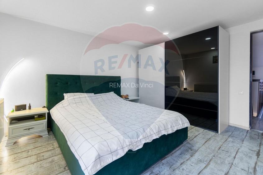 Casă / Vilă cu 4 camere de vânzare în zona Central - 11