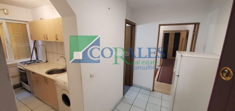 Zona Dacia. 2 camere. La parter.  Disponibil imediat. - 6