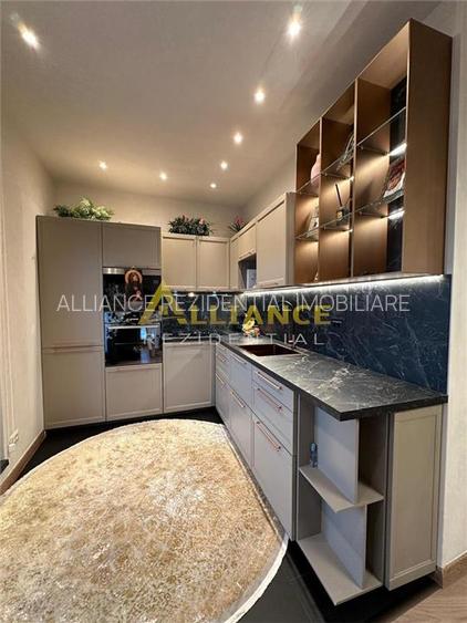 Penthouse 5/5 135 MP - 6