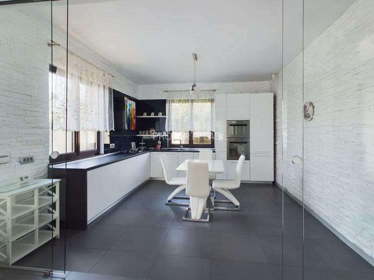 Vilă modernă cu 5 camere Curtici - 4