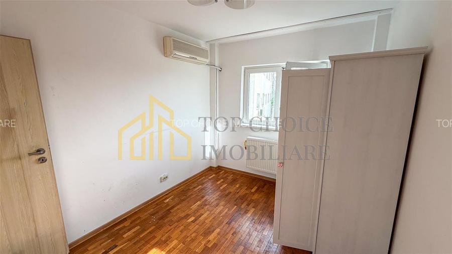 4 CAMERE DOROBANTI POLONA - BLOC 1981 - ETAJ 4 - VEDERE LINISTITA PE INTERIOR - 9