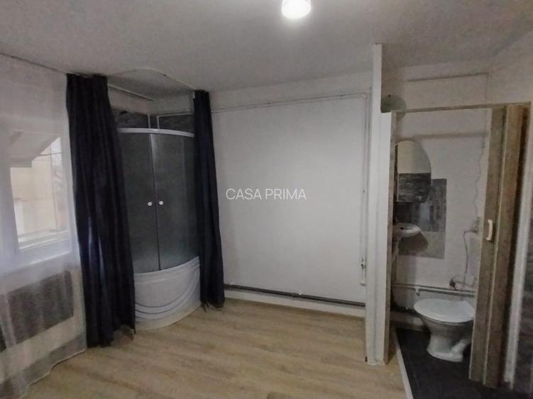 Camera Camin 16mp Frumoasa-Poitiers ! Etaj intermediar 3/4 - 6