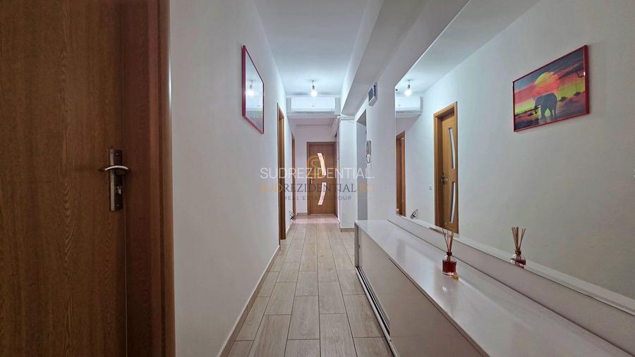 Apartament 3 camere de vanzare, decomandat, Aparatorii Patriei, Sect 4 - 8