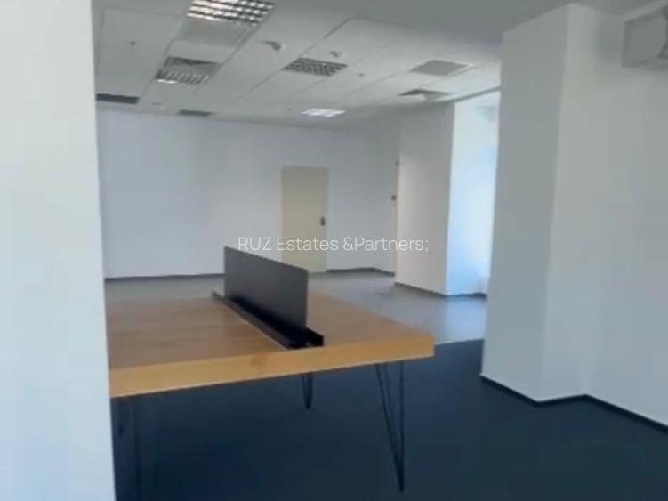 Spațiu birou | 152 mp | Parcare disponibilă | Zona Pipera - 4