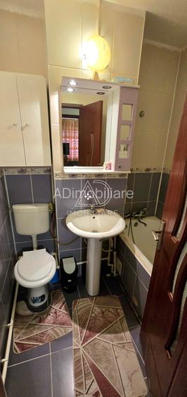 De vânzare, apartament 2 camere- Aleea Plopilor - 7