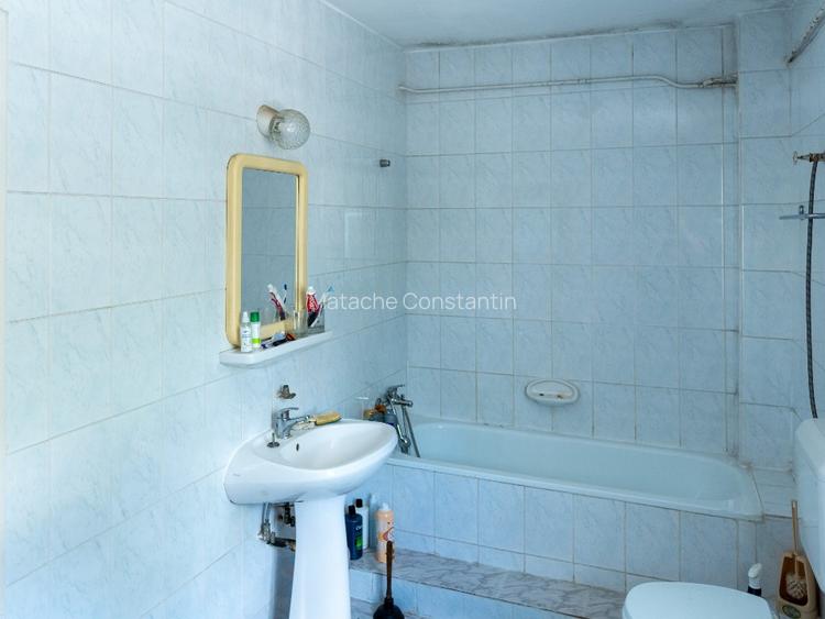 Casă spațioasă S+P+1E – 5 camere – 278 mp – Sector 4 - 7