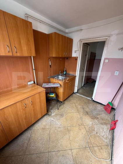Apartament 2 camere, etaj intermediar, zona centrala - 4