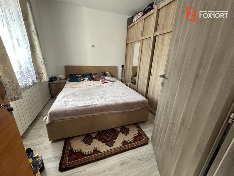 Apartament de vanzare cu 3 camere, la parter - zona Sag - 5